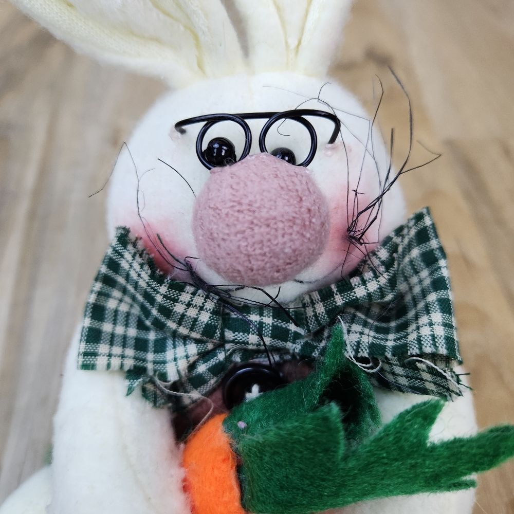 🎵Rustic Posable Shelf Sitter Bunny & Carrot - Picture 9 of 12